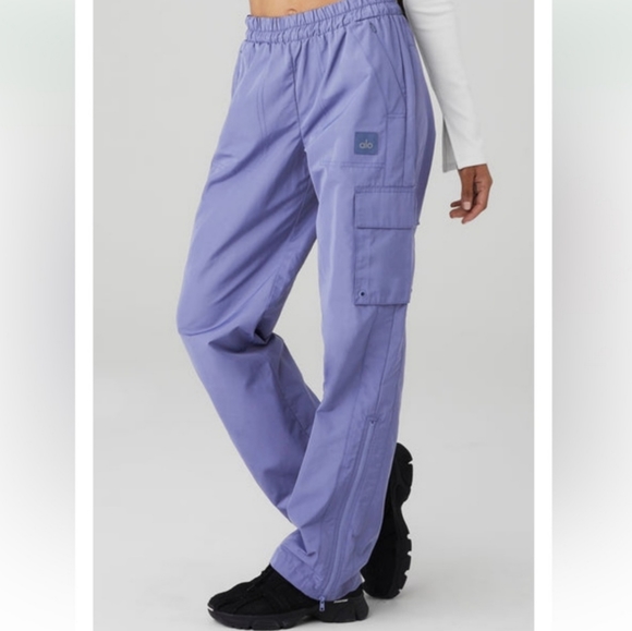 Alo Yoga International Wide Leg City - Picture 3 of 11